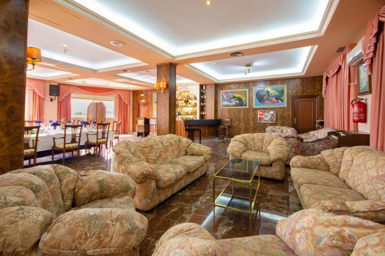 Hotel Hidalgo Martos Dış mekan fotoğraf